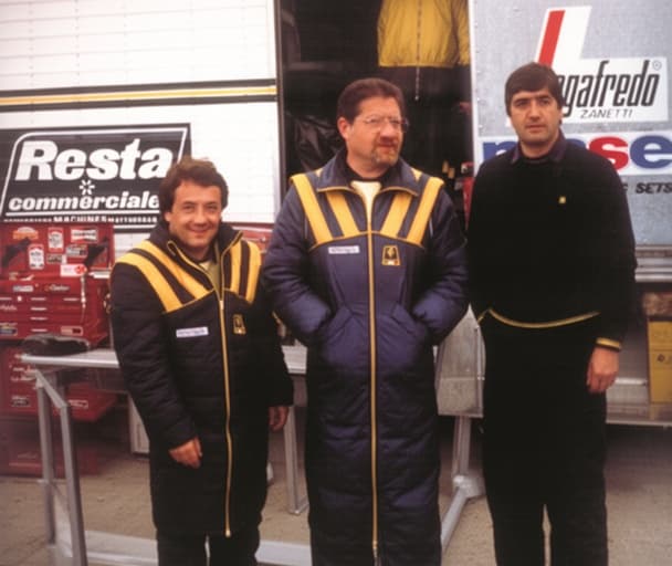 mianrdi team 1.jpg